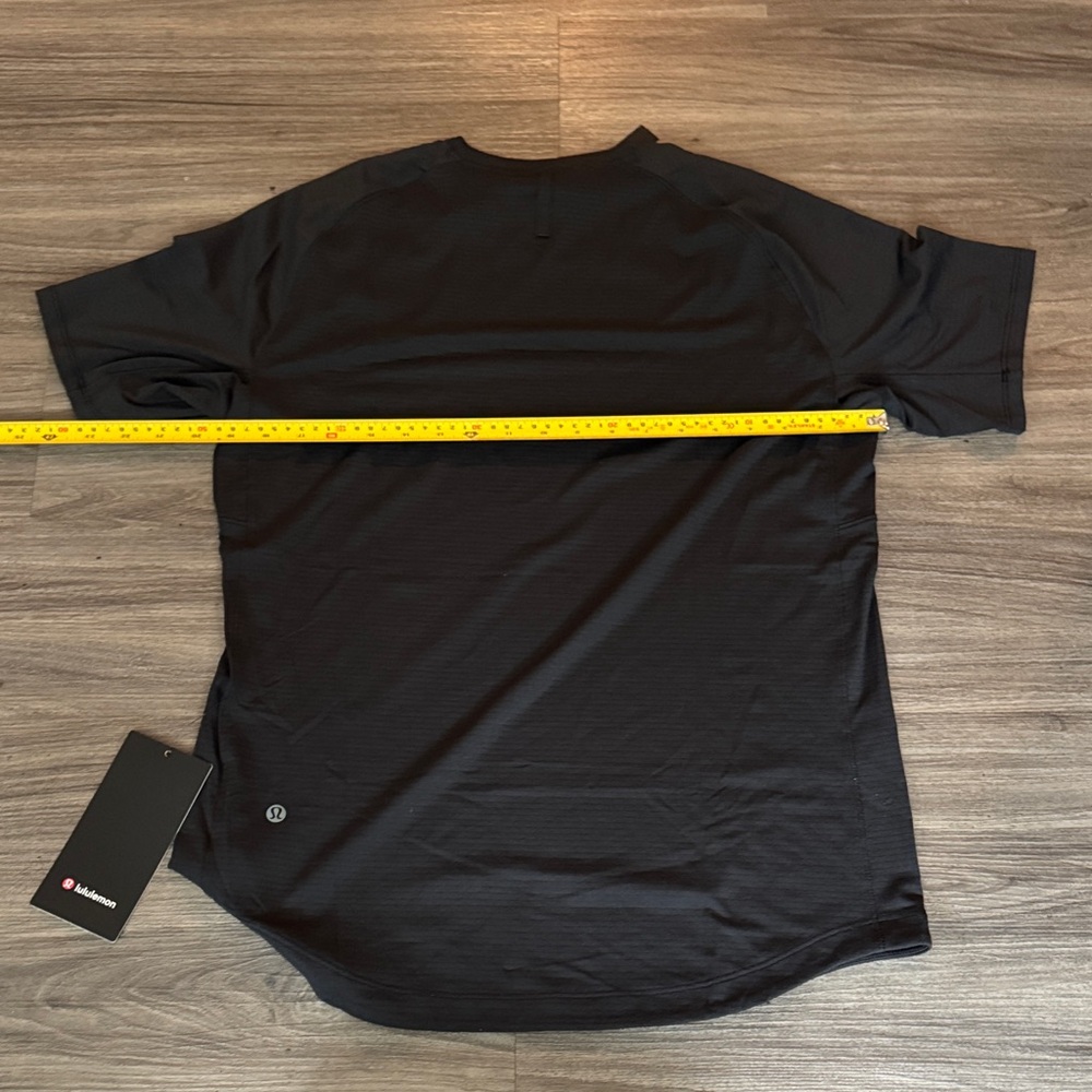 lululemon athletica License to Train Black Short Sleeve T Black szS - Picture 10 of 10